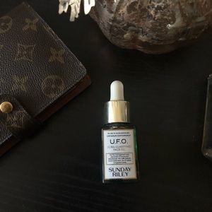 Sunday Riley Ultra-clarifying Face Oil